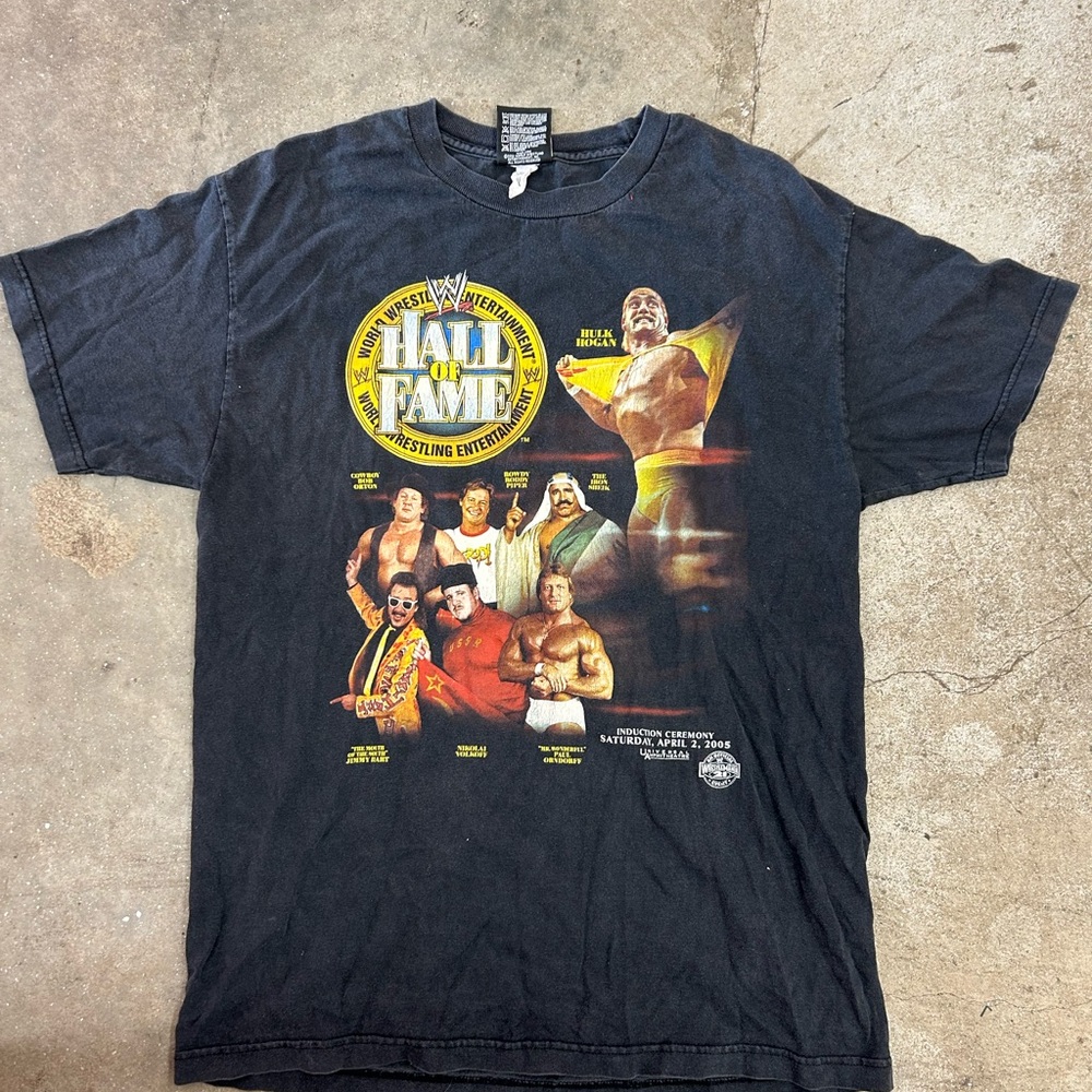 Vintage WWE Hall of Fame Black Graphic Tee with Hulk Hogan